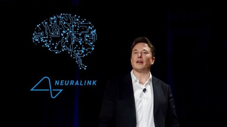 Elon Musk Anuncia Avances en Tecnología de Neuralink para Conectar Cerebros Humanos a Computadoras